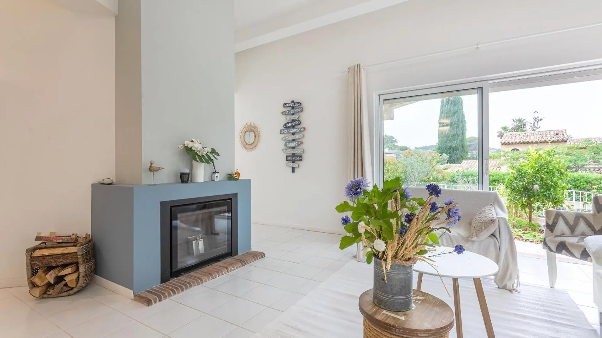 Villa Osher Saint-Raphael  France
